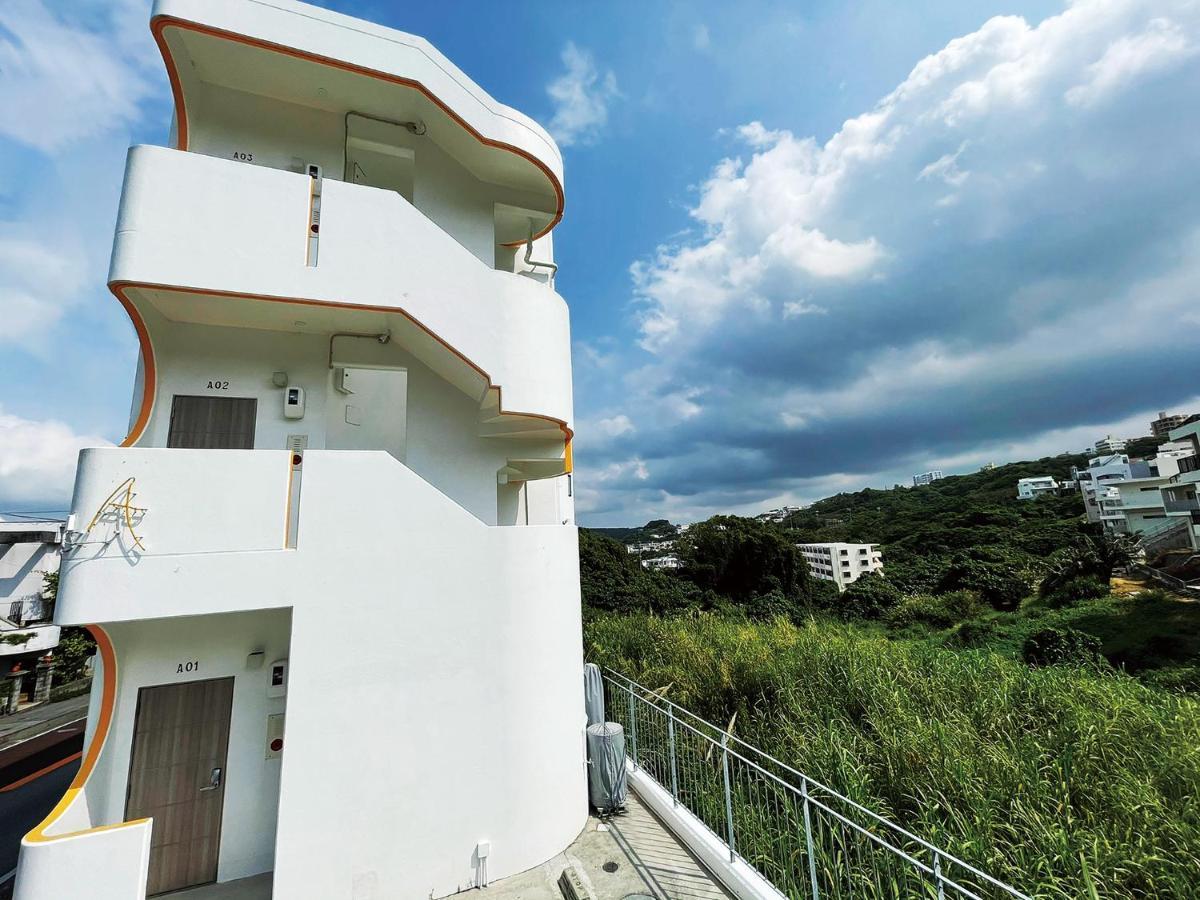 Chulax Okinawa Yomitan【Designer Condominium Hotel】 Екстер'єр фото